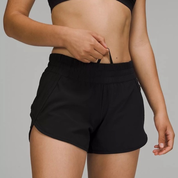 Lululemon tracker short 4” - Picture 2 of 6
